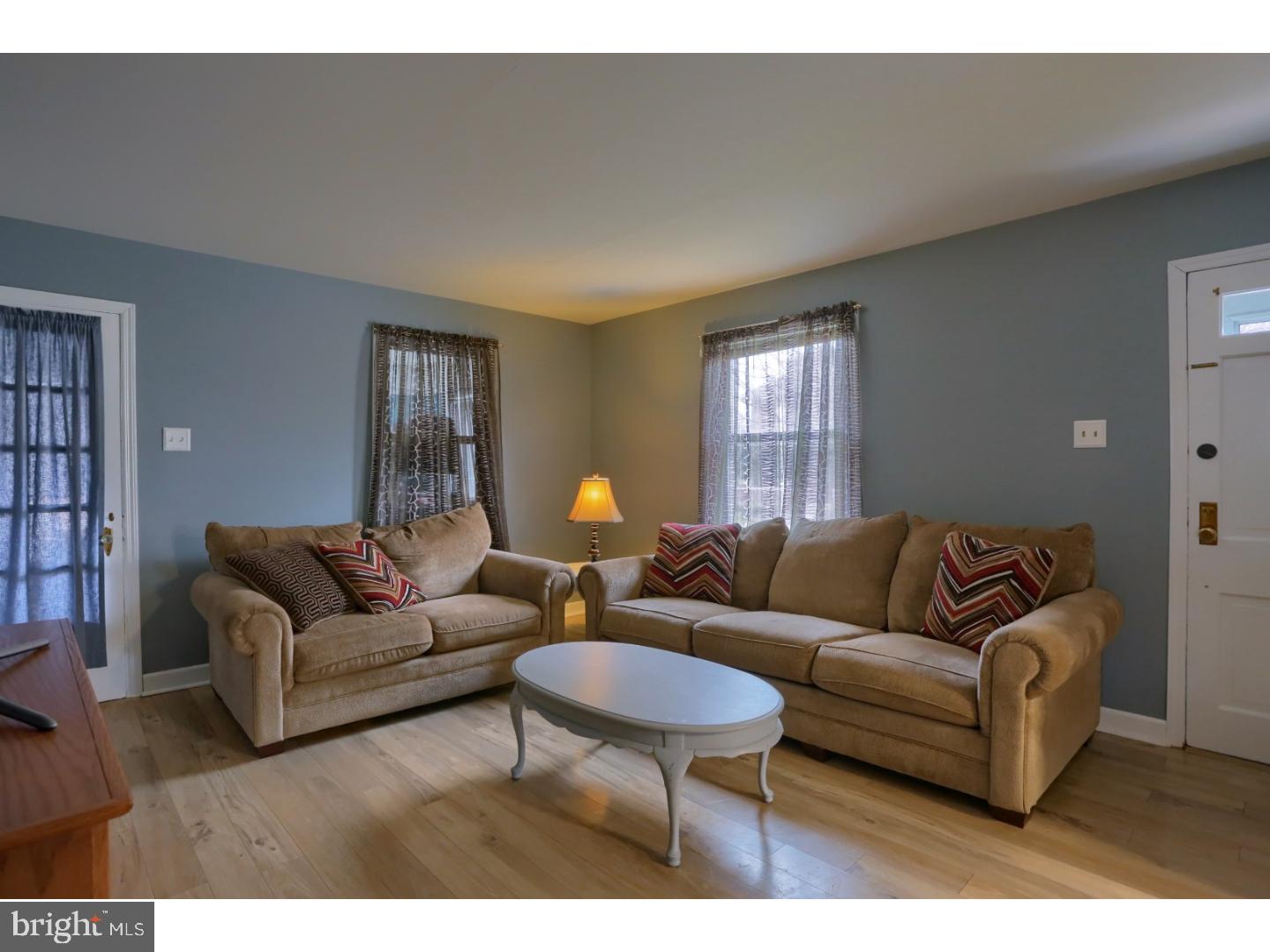 124 Elwyn Avenue Sinking Spring, PA 19608 - Photo 2 of 21 Gallery Image 2