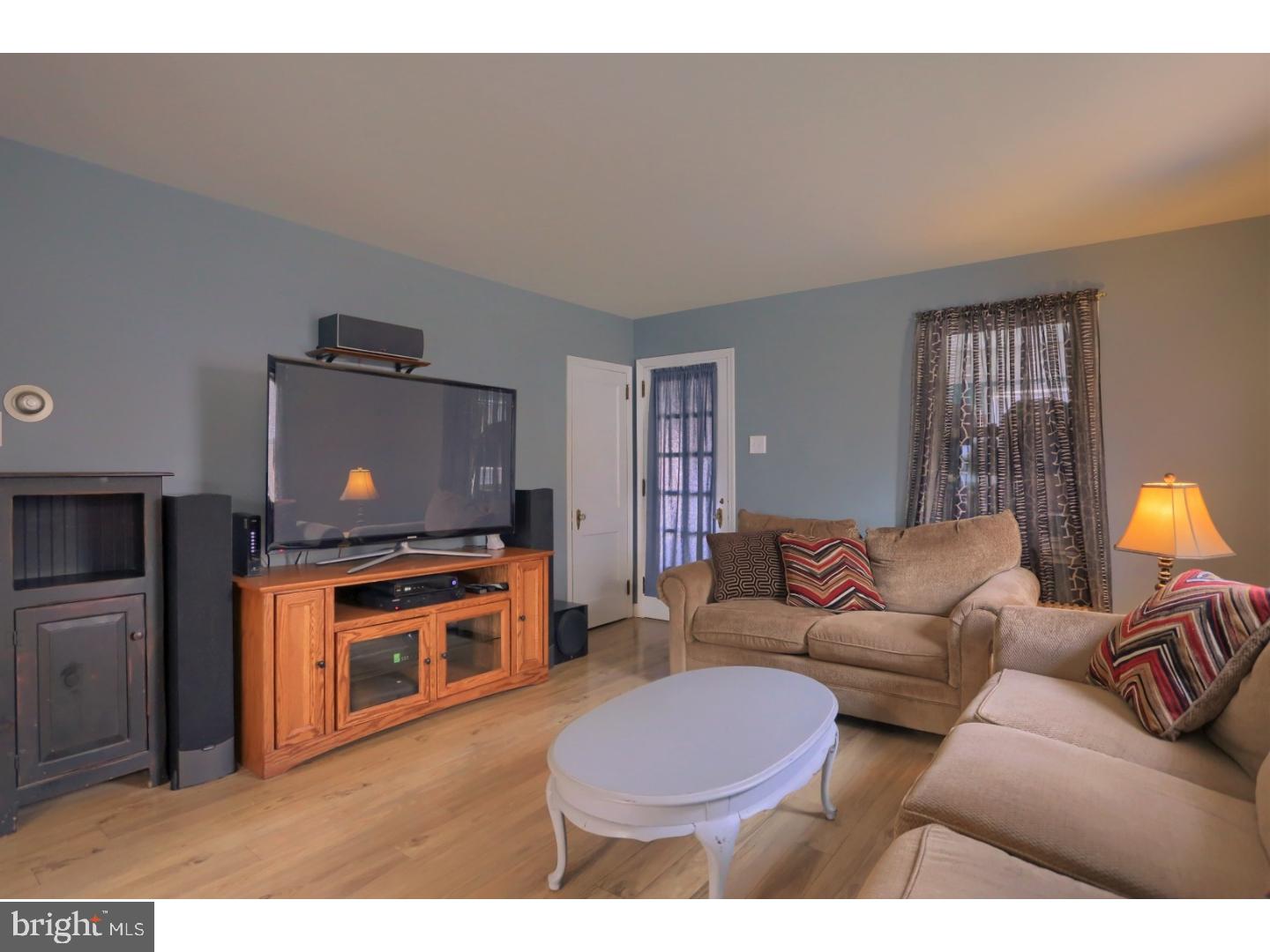 124 Elwyn Avenue Sinking Spring, PA 19608 - Photo 3 of 21 Gallery Image 3