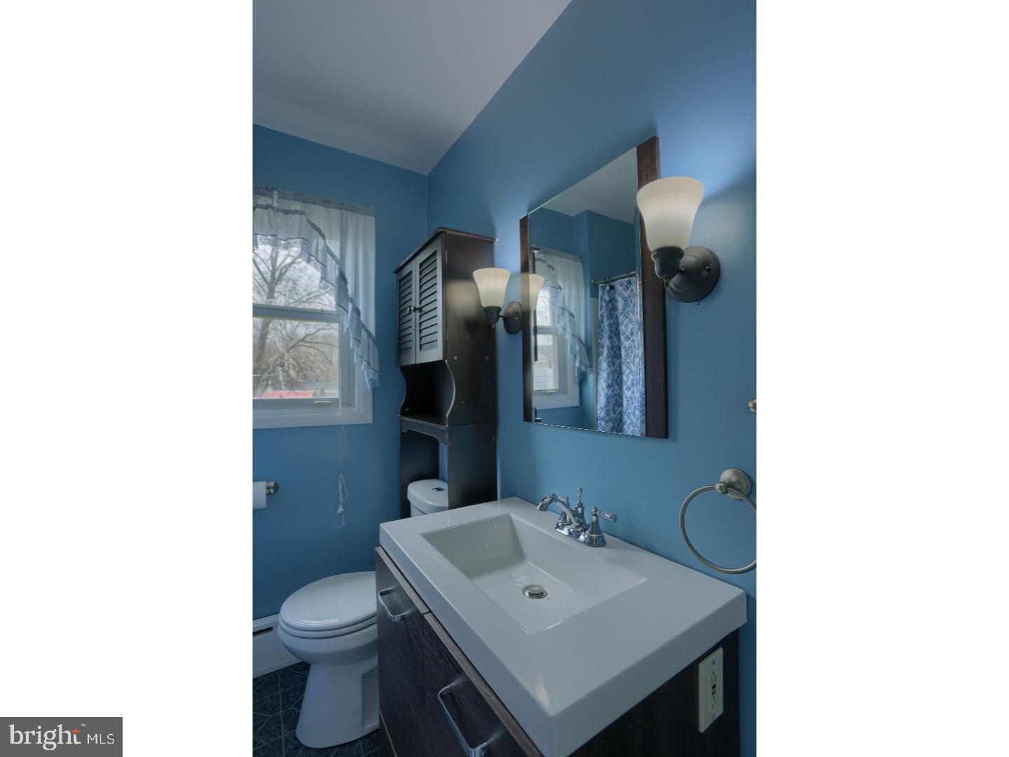 124 Elwyn Avenue Sinking Spring, PA 19608 - Photo 10 of 21 Gallery Image 10