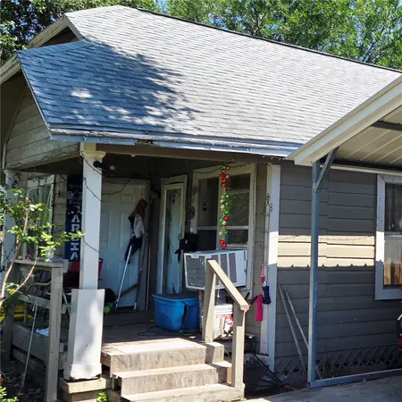 $115,000 | 738 West 1st Street, Alice, TX 78332