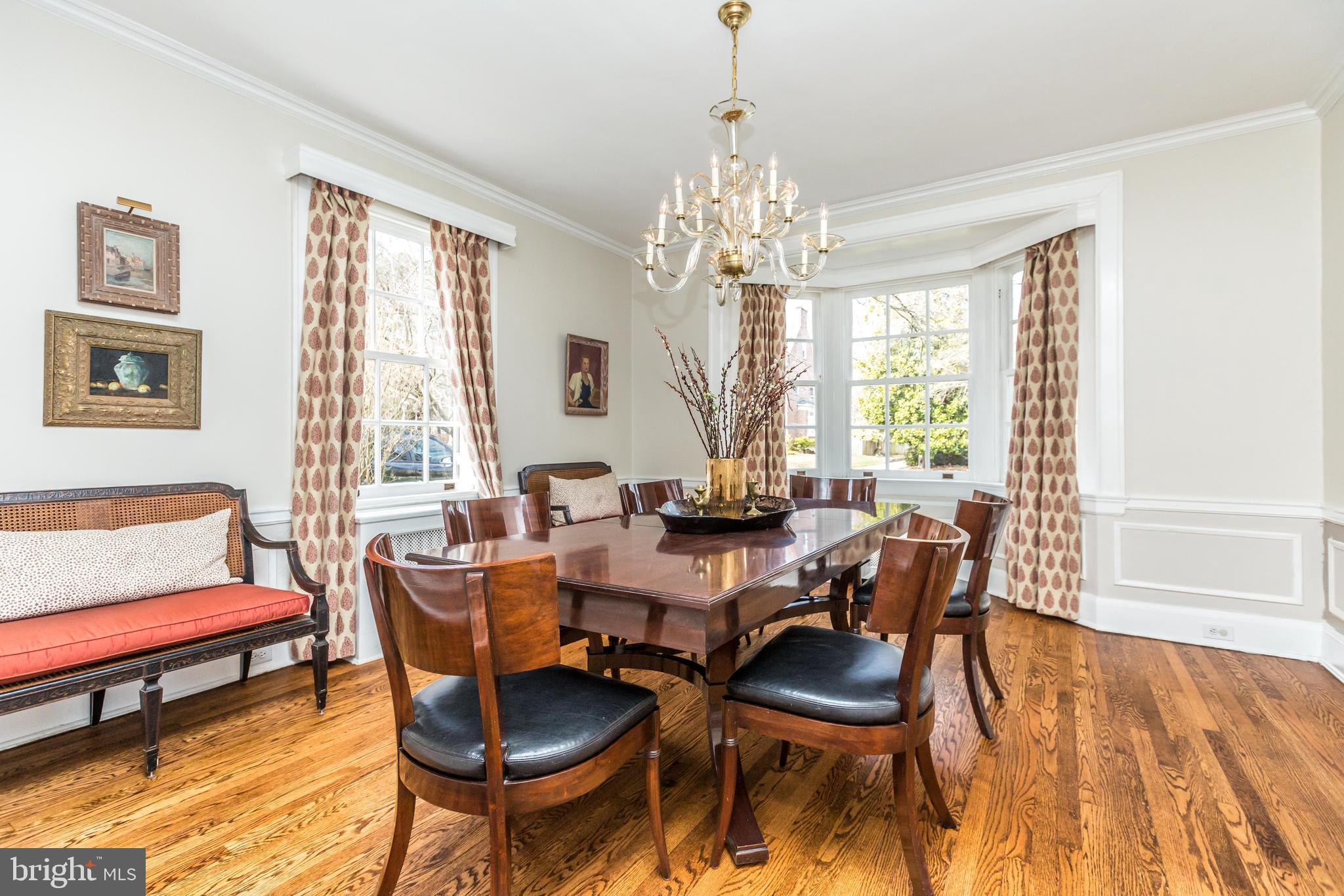 601 Somerset Road Baltimore, MD 21210 - Photo 11 of 52 Elegant formal dining room