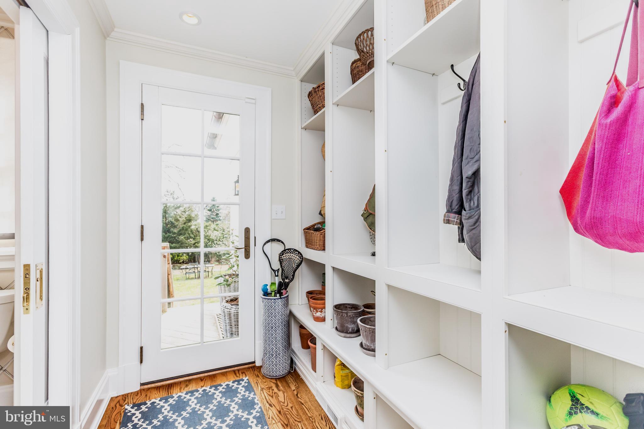 601 Somerset Road Baltimore, MD 21210 - Photo 25 of 52 Mud room opens to deck and driveway