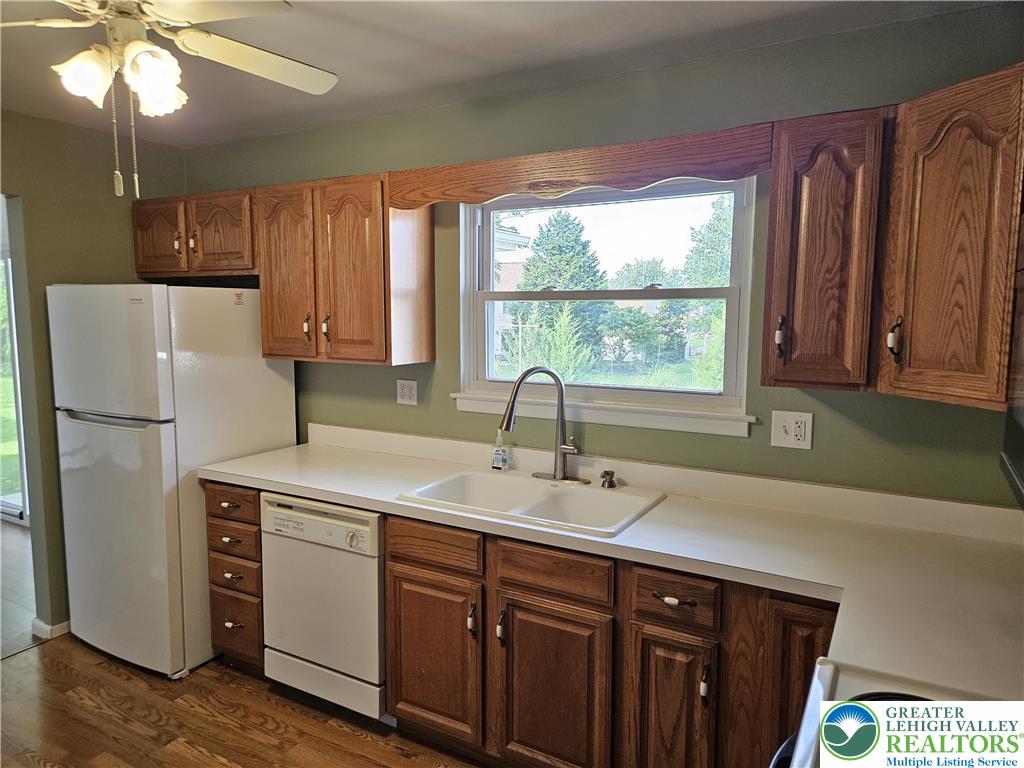 2141 Aster Road Macungie, PA 18062 - Photo 9 of 25 Gallery Image 9