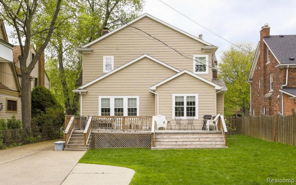 667 Washington Road Grosse Pointe, MI 48230 - Photo 29 of 29 29-photo-web-1680x1050-441018.jpg