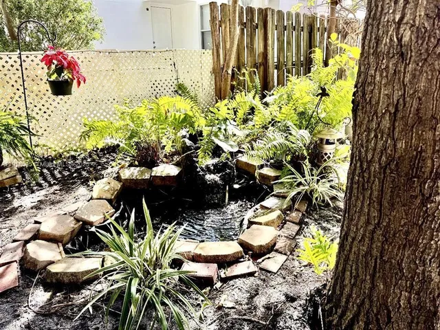 $1,325 | 2020 Madison Street, Unit 2, Hollywood, FL 33020