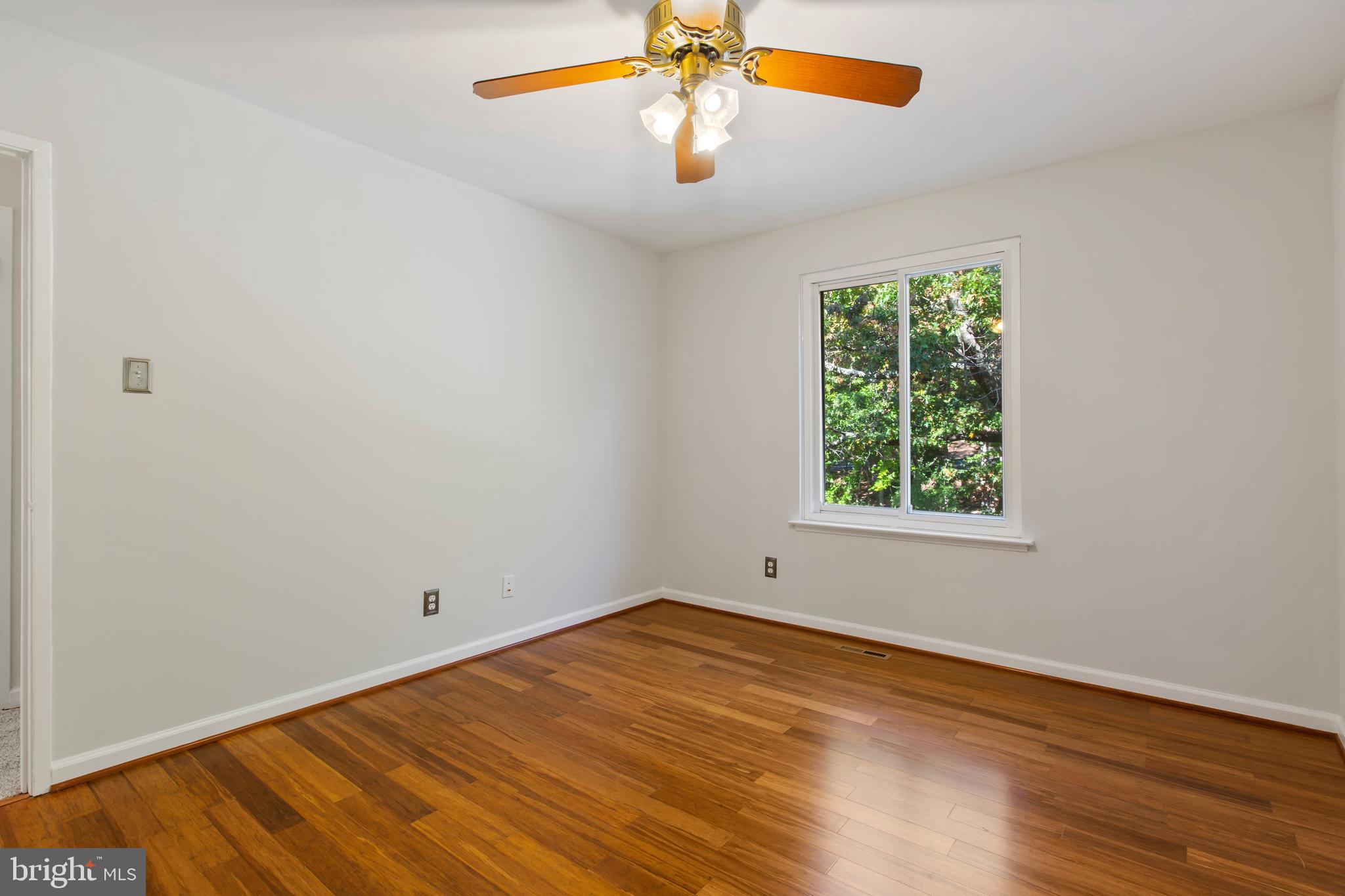 6016 Timber Hollow Lane Springfield, VA 22152 - Photo 28 of 47 Gallery Image 28