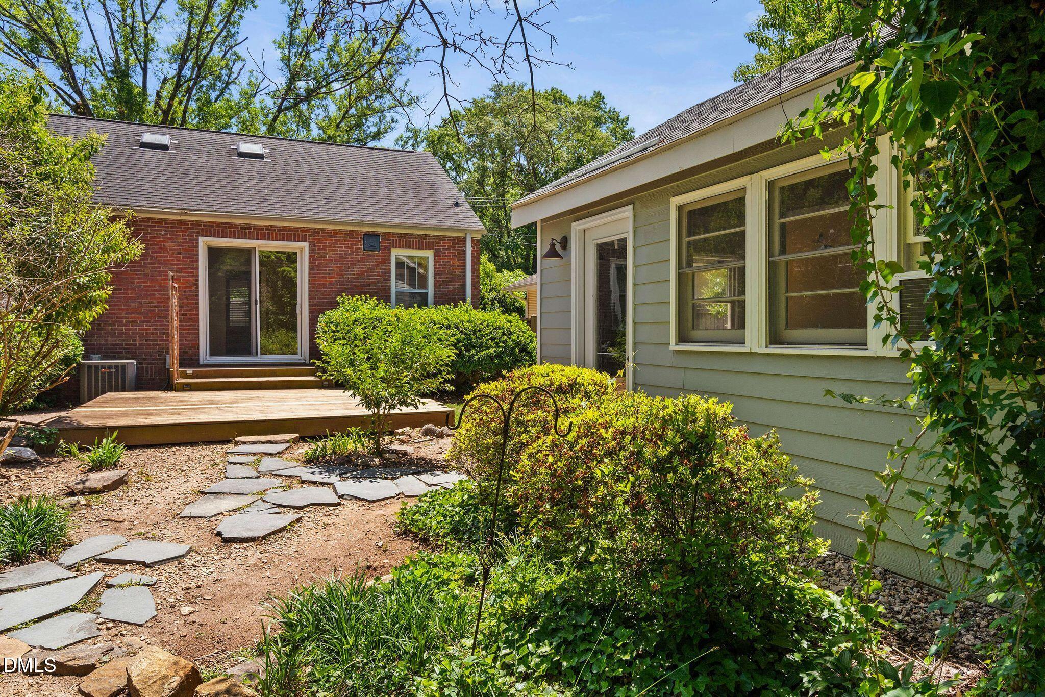 113 East Whitaker Mill Road Raleigh, NC 27608 - Photo 39 of 58 Back Yard