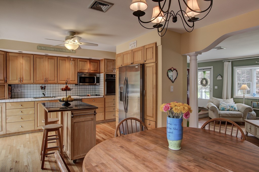 36 Temi Road Holliston, MA 01746 - Photo 12 of 30 Gallery Image 12