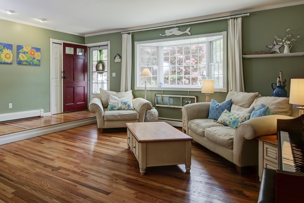 36 Temi Road Holliston, MA 01746 - Photo 10 of 30 Gallery Image 10