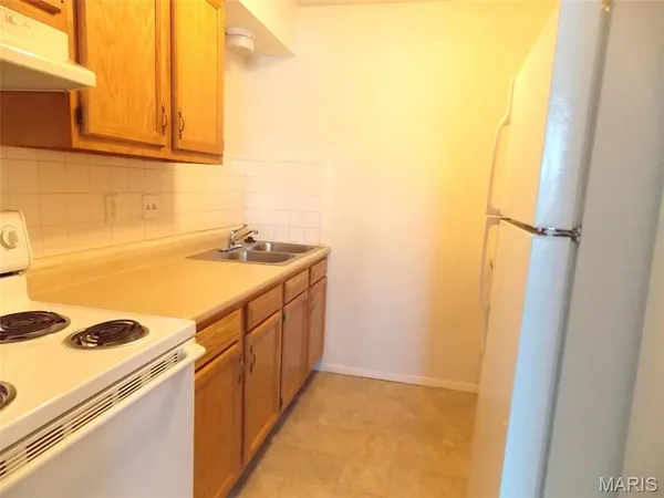 $700 | 18 North 44th Street, Unit 8, Belleville, IL 62226