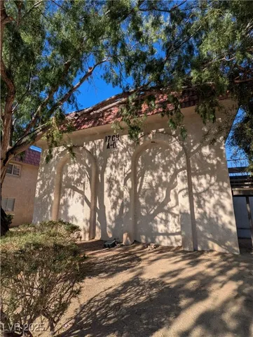 $900 | 1709 Cordoba Lane, Unit A, Las Vegas, NV 89108