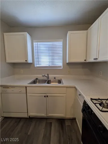 $900 | 1709 Cordoba Lane, Unit A, Las Vegas, NV 89108