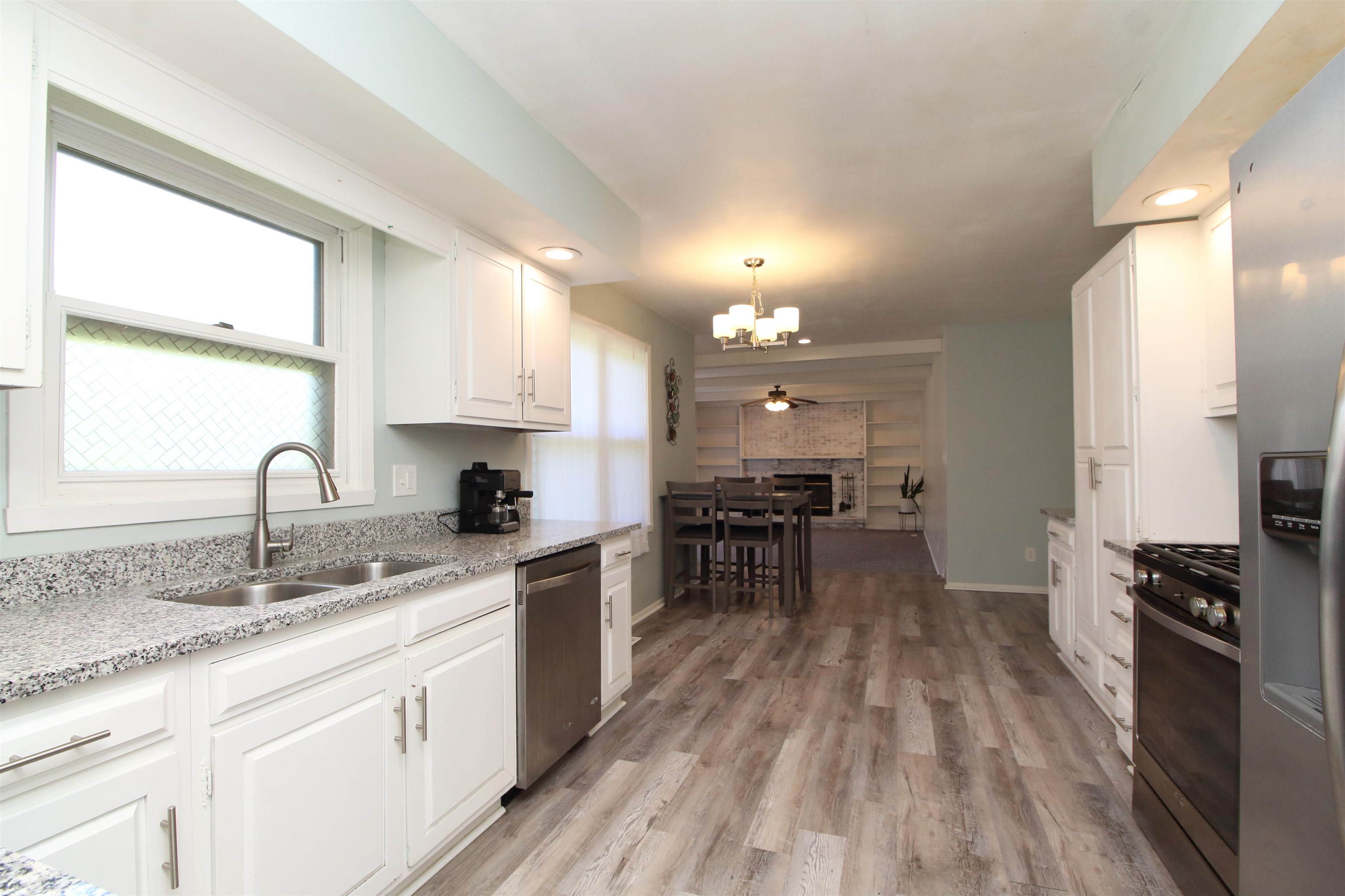 5844 Rainsford Way Rockford, IL 61107 - Photo 9 of 18 Gallery Image 9