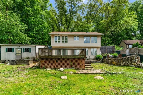 $589,000 | 4 Candlewood Birches, Brookfield, CT 06804