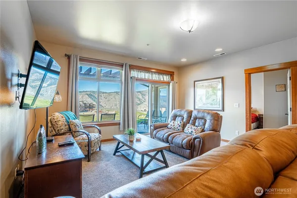 $499,000 | 123 Red Hawk Drive, Orondo, WA 98843