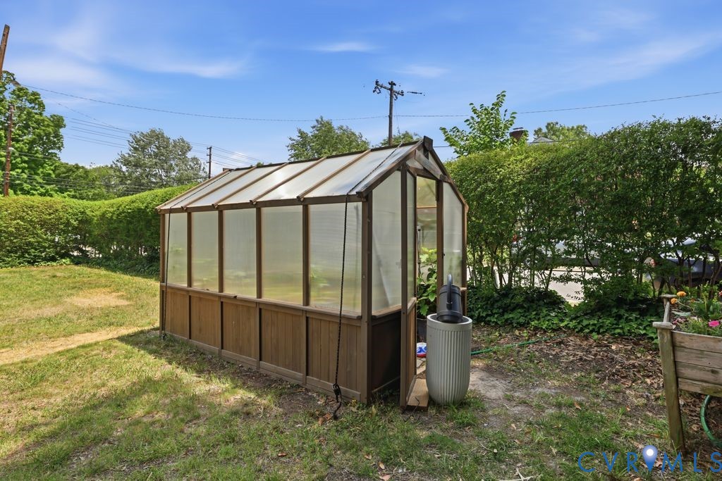 4500 Brook Road Richmond, VA 23227 - Photo 34 of 42 Green House