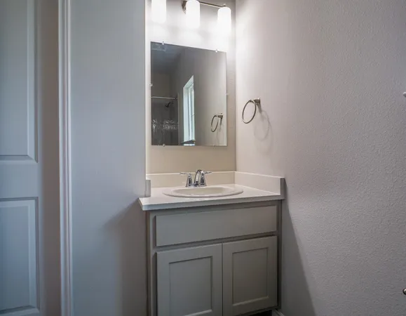 $1,500 | 226 Peruna Drive, Marble Falls, TX 78654