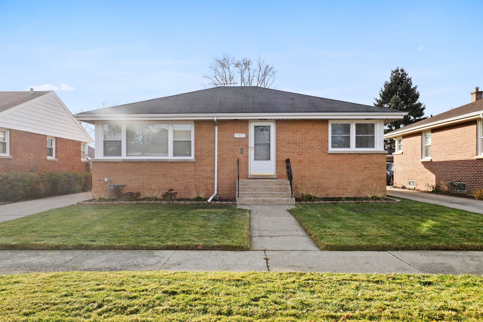 5817 Chicago Avenue Berkeley, IL 60163 - Photo 1 of 26