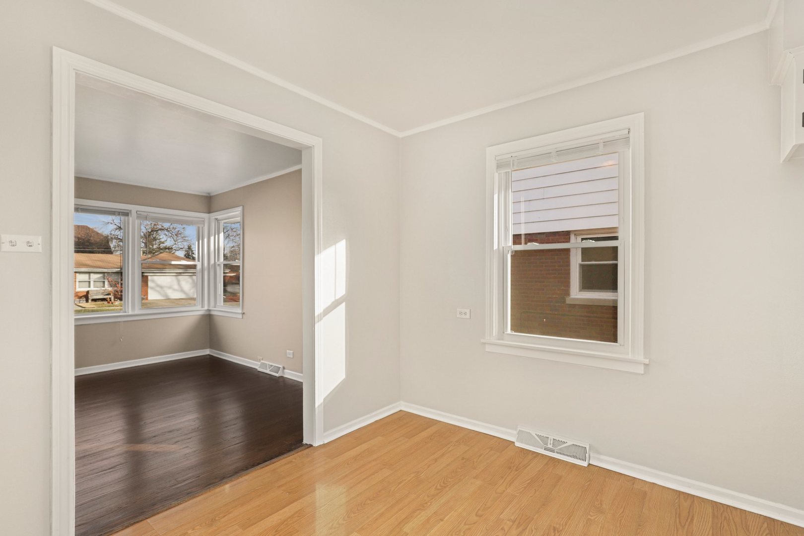 5817 Chicago Avenue Berkeley, IL 60163 - Photo 12 of 26