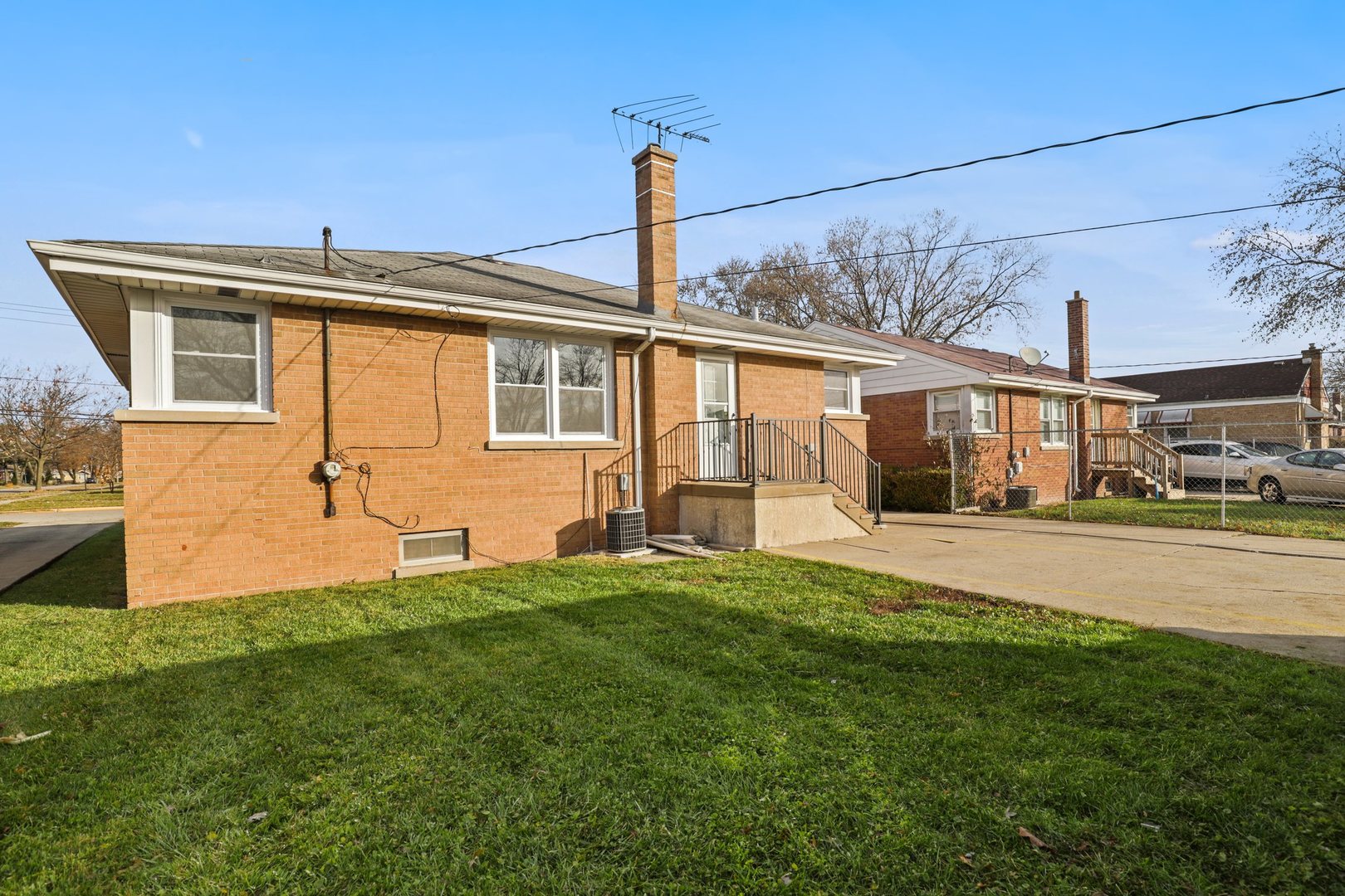 5817 Chicago Avenue Berkeley, IL 60163 - Photo 23 of 26