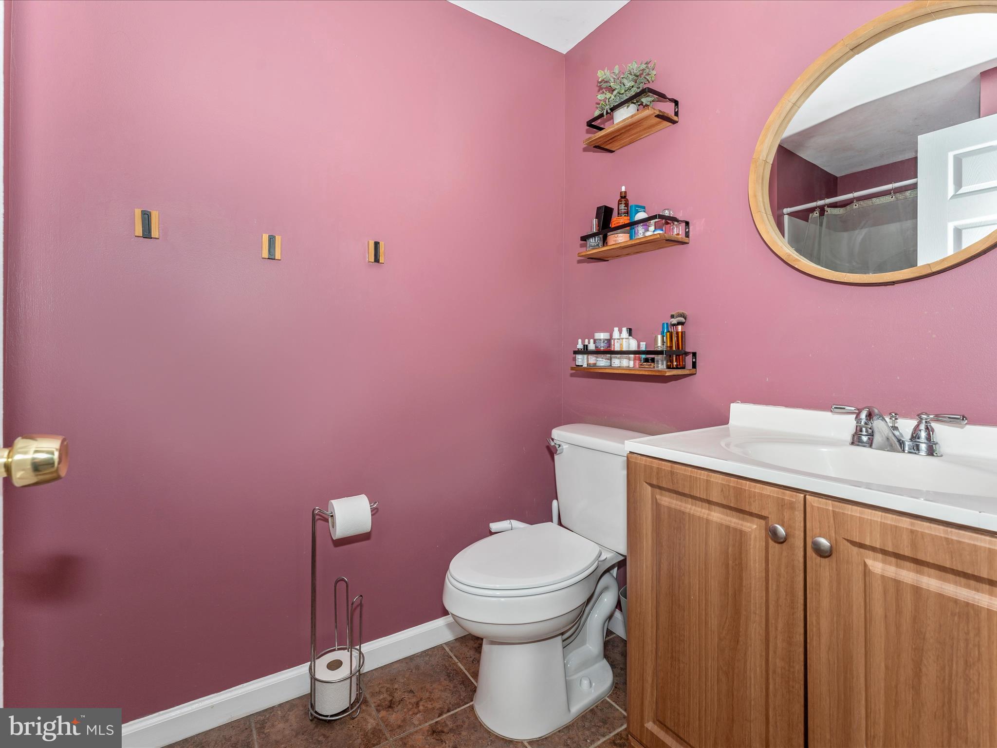 8220 Red Wing Court Frederick, MD 21701 - Photo 20 of 63 Primary Full Bathroom