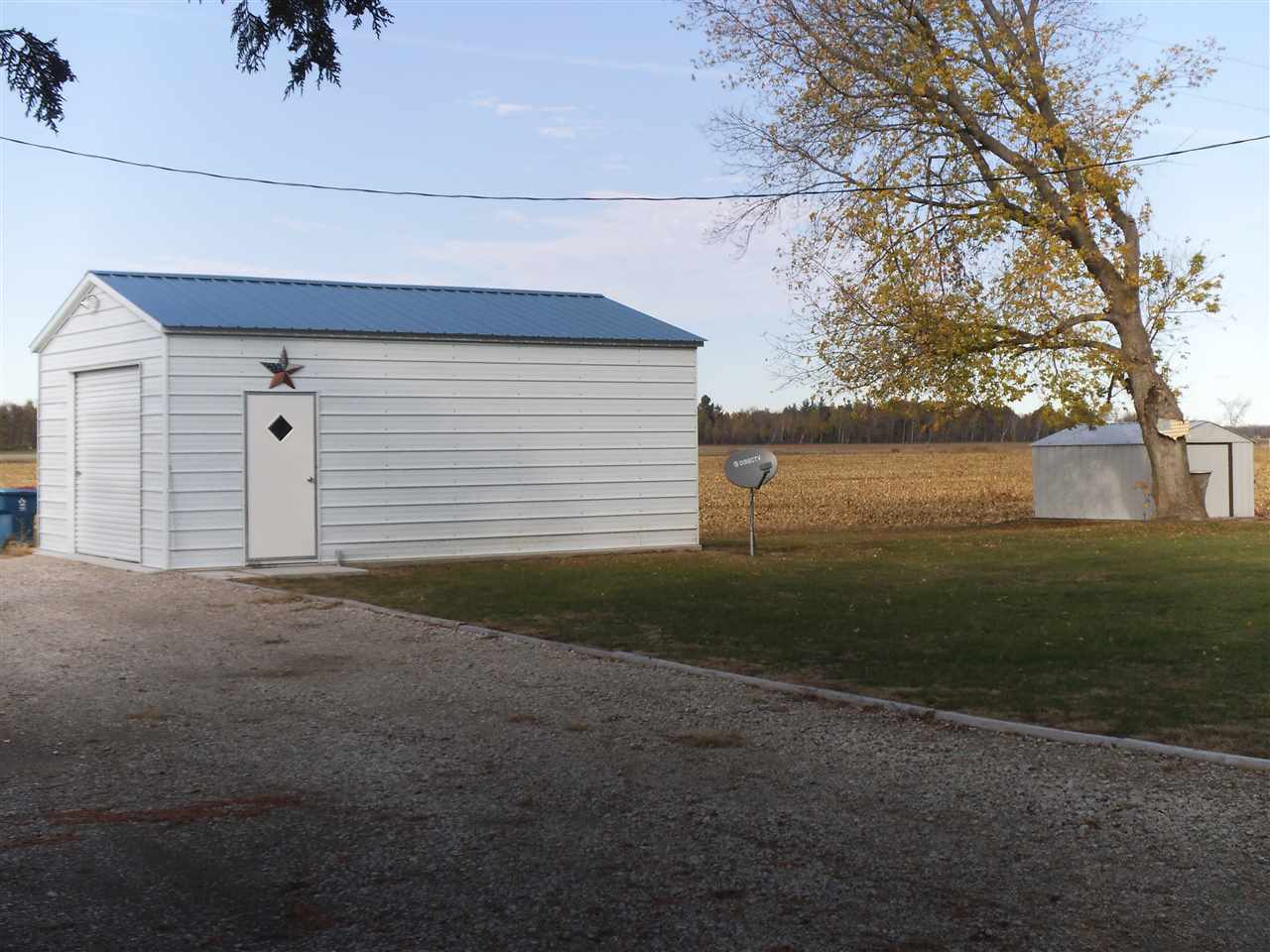 855 East Whitefeather Road Pinconning, MI 48650 - Photo 5 of 14