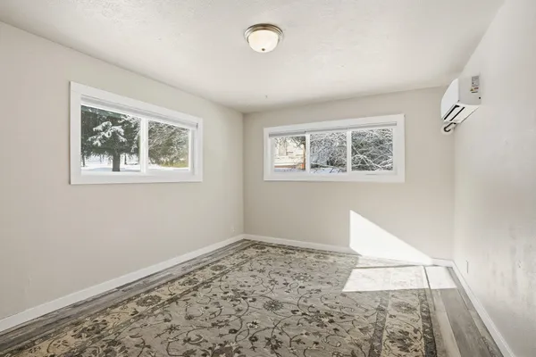 $219,900 | 405 Mc Coy Street, Oakesdale, WA 99158