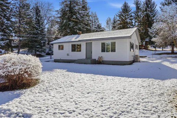 $219,900 | 405 Mc Coy Street, Oakesdale, WA 99158