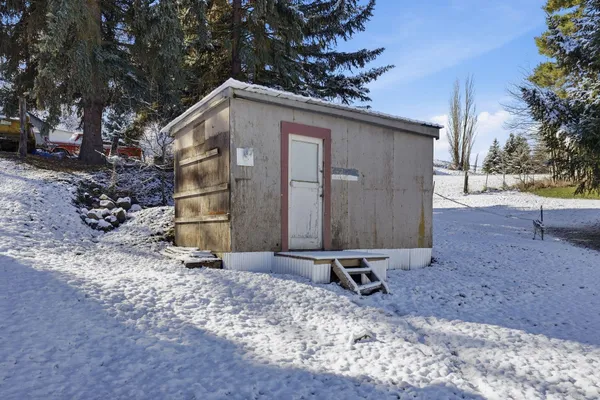 $219,900 | 405 Mc Coy Street, Oakesdale, WA 99158