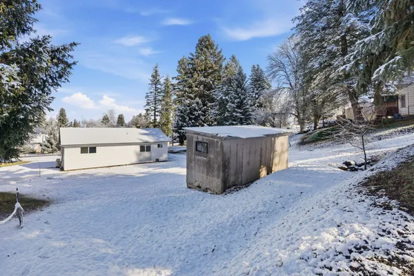 $219,900 | 405 Mc Coy Street, Oakesdale, WA 99158