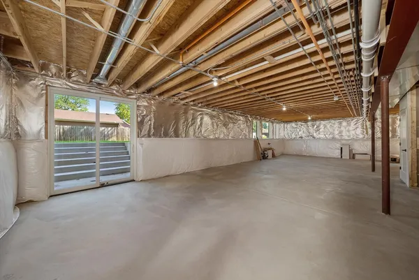 $975,000 | 10441 South 83rd Avenue, Palos Hills, IL 60465