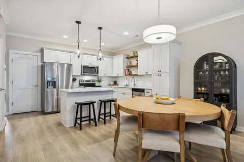 $385,000 | 969 Ashland Pl Drive, Nashville, TN 37218
