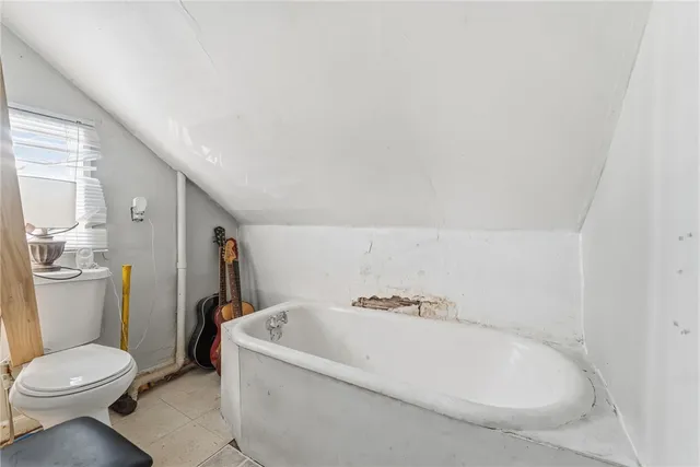 $320,000 | 98 Pocasset Avenue, Providence, RI 02909