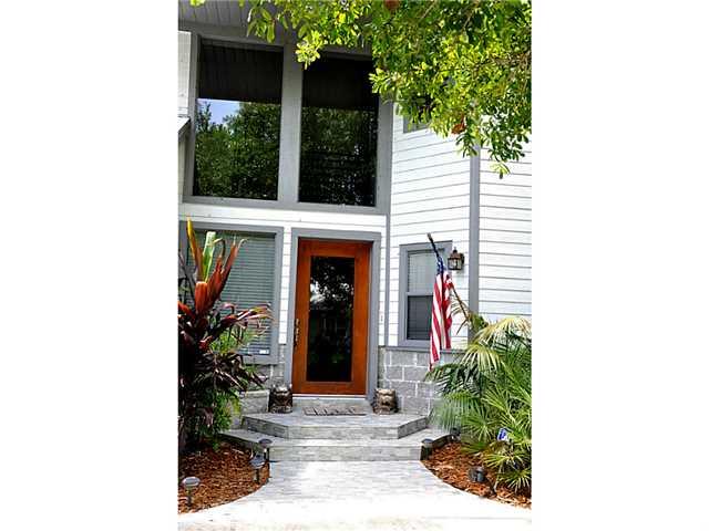 5448 Southeast Reef Way Stuart, FL 34997 - Photo 2 of 23 Gallery Image 2