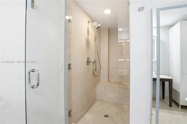 $575,000 | 495 Brickell Avenue, Unit 1608, Miami, FL 33131