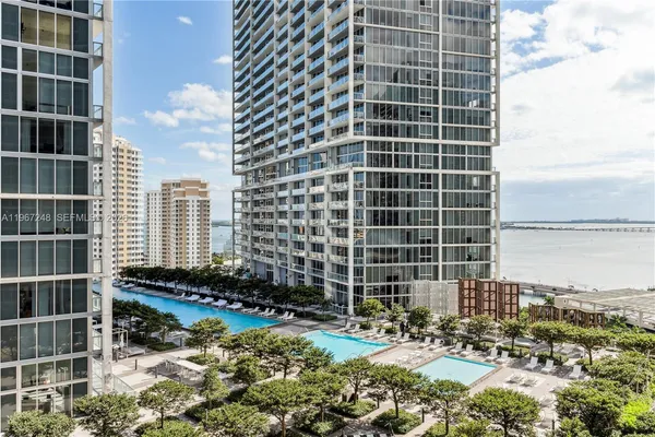 $575,000 | 495 Brickell Avenue, Unit 1608, Miami, FL 33131