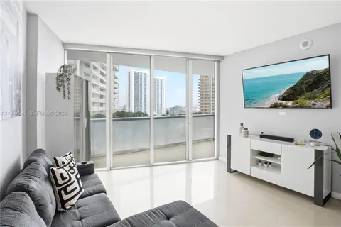 $530,000 | 495 Brickell Avenue, Unit 1608, Miami, FL 33131