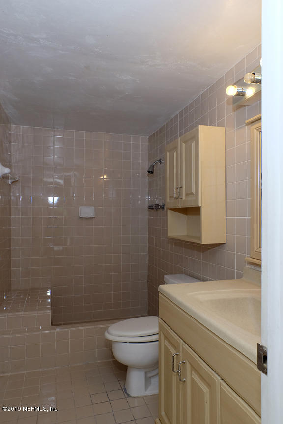 6345 Little Lake Geneva Road Keystone Heights, FL 32656 - Photo 24 of 36 Bathroom