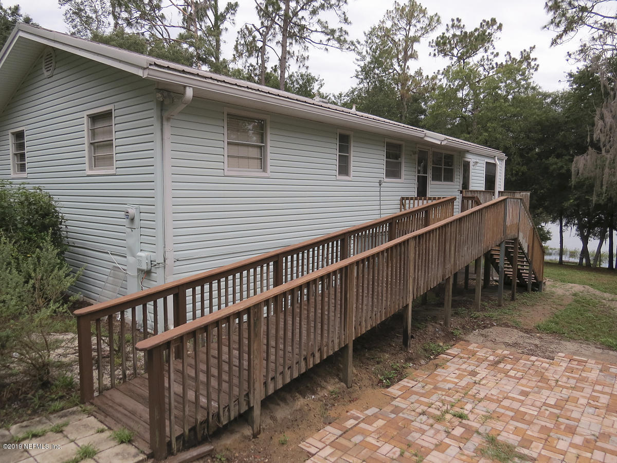 6345 Little Lake Geneva Road Keystone Heights, FL 32656 - Photo 3 of 36 Ramp and Stairs to Entry