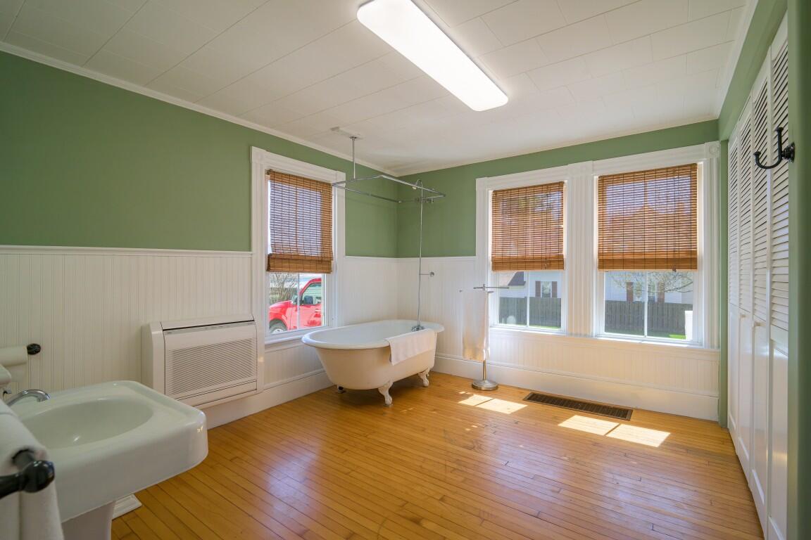 399 Buck Street Bangor, ME 04401 - Photo 19 of 44 399 Buck St_Interior_PWI04292604282026_0