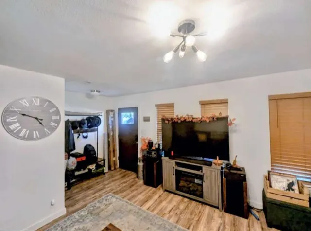 $350,000 | 2317 Rockridge Drive, Austin, TX 78744