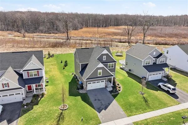 $449,900 | 35 Harvest Ridge Trail, Henrietta, NY 14586