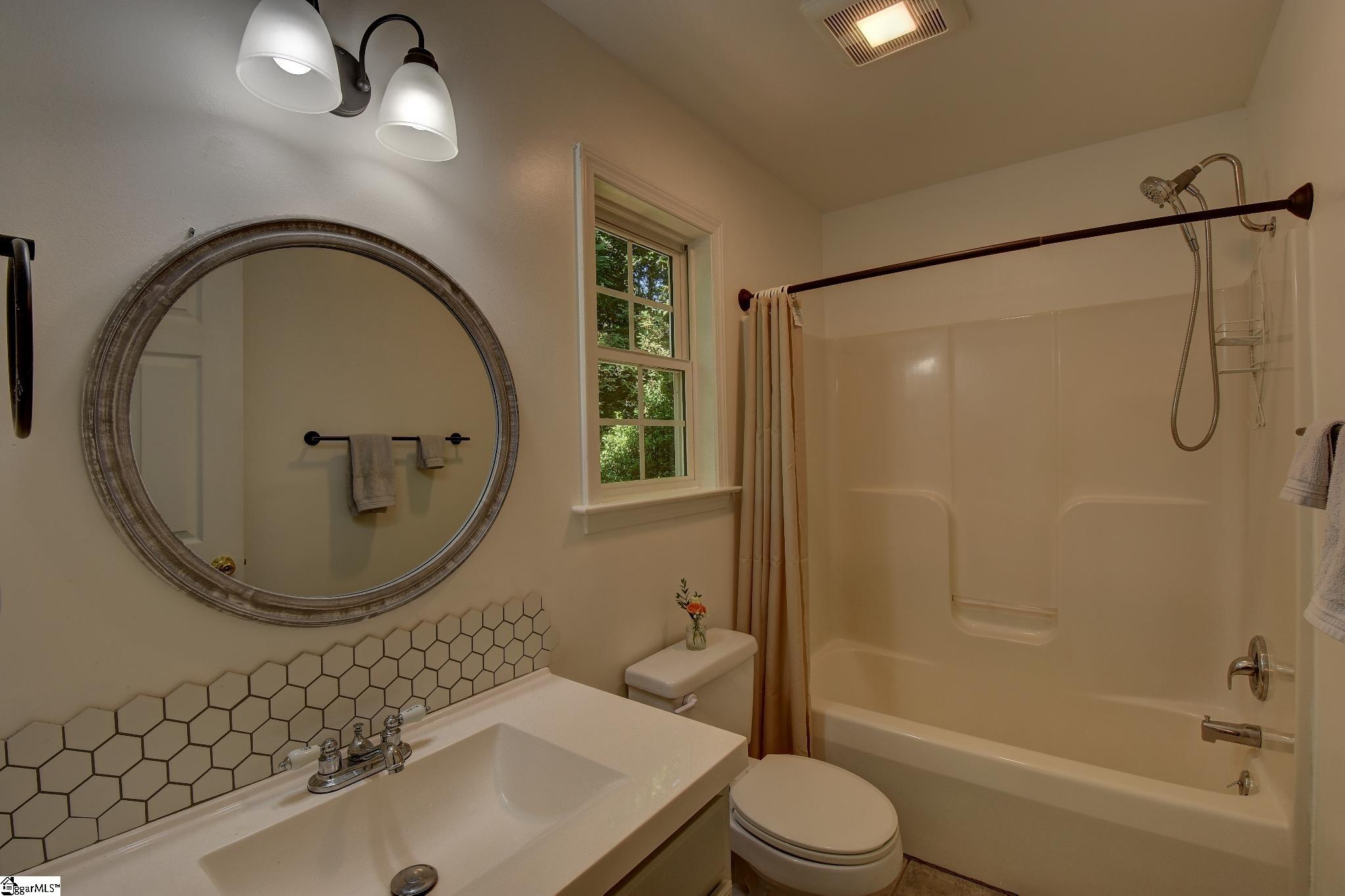 2011 Ridgeview Lane Seneca, SC 29678 - Photo 21 of 41