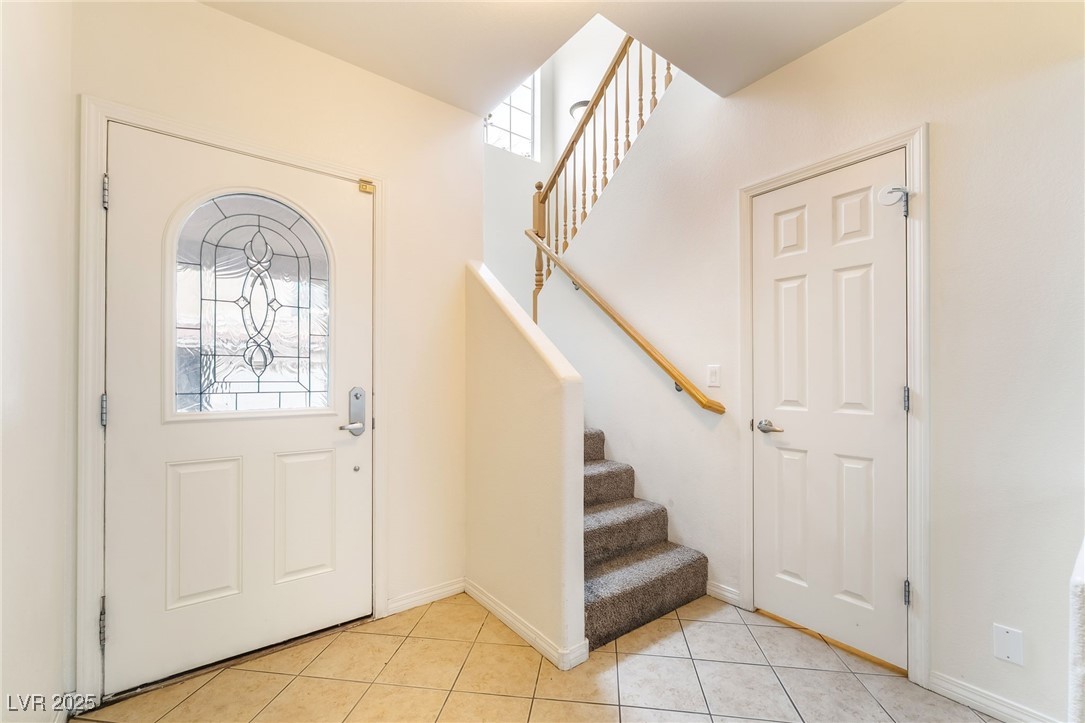 7275 Phlox Road Las Vegas, NV 89113 - Photo 4 of 33