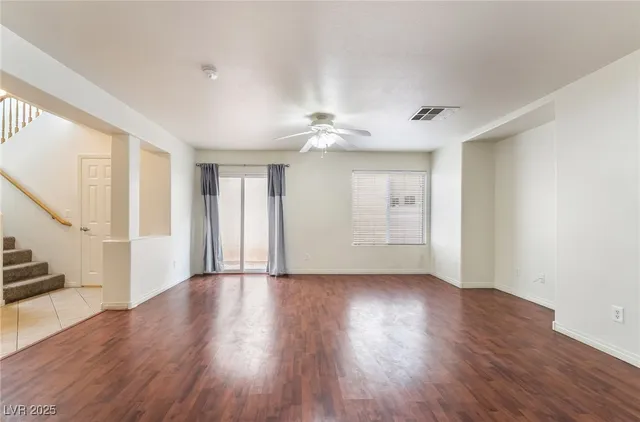 $1,800 | 7275 Phlox Road, Las Vegas, NV 89113