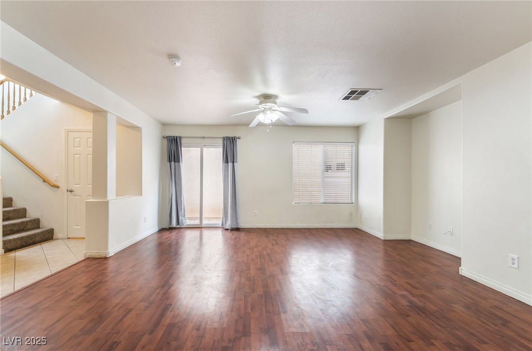 7275 Phlox Road Las Vegas, NV 89113 - Photo 8 of 33