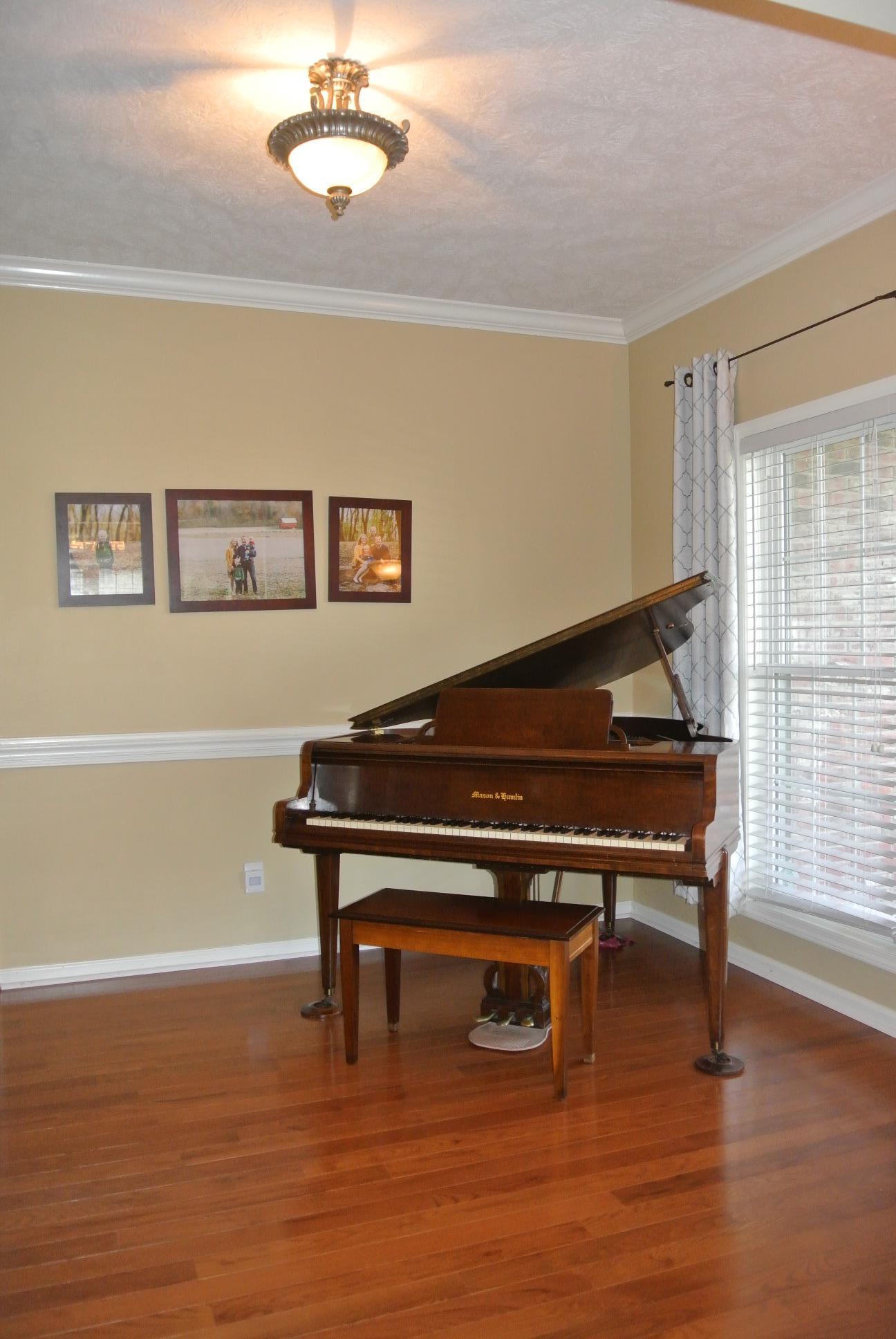 982 South Ridge Trail Clarksville, TN 37043 - Photo 7 of 25 Gallery Image 7