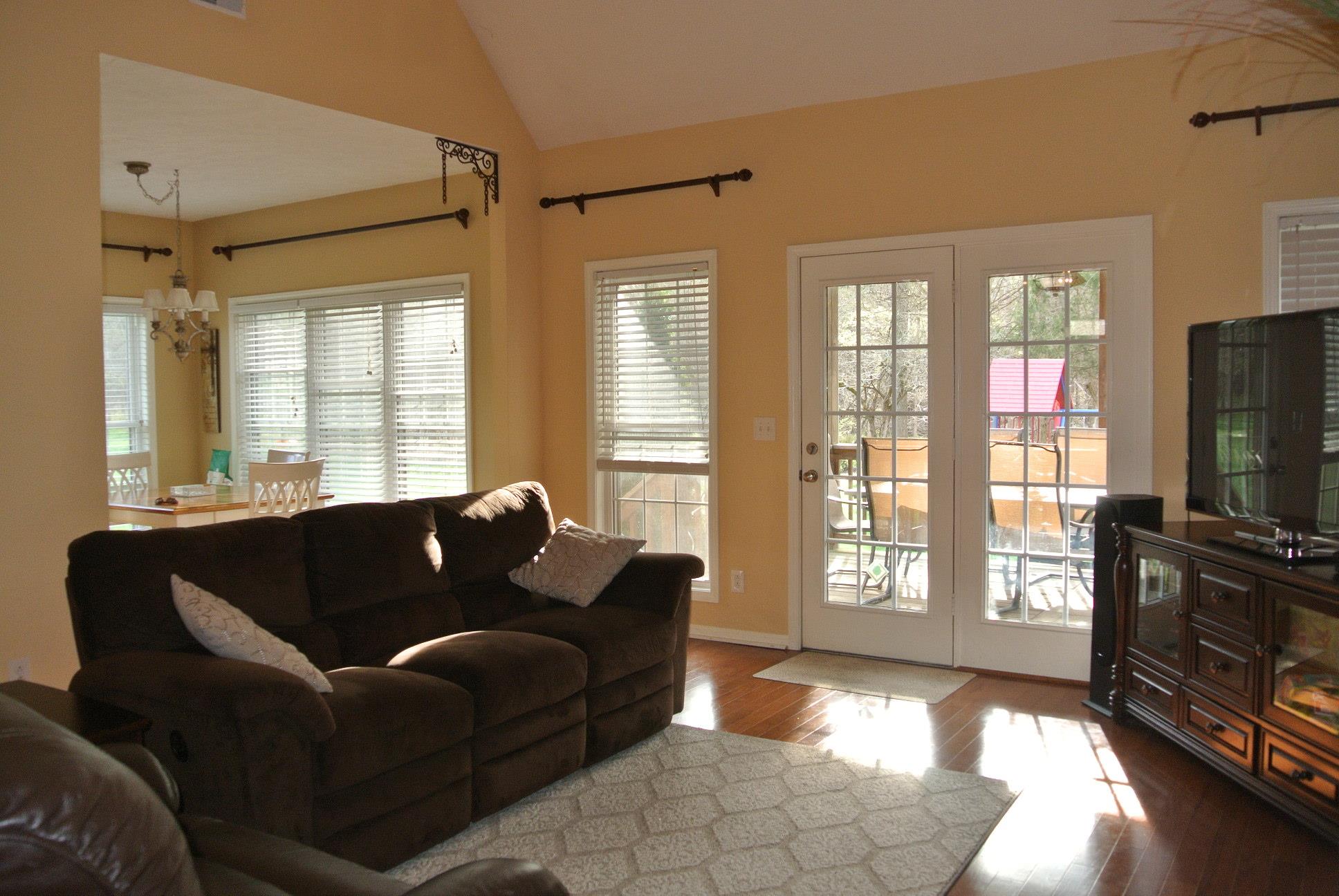 982 South Ridge Trail Clarksville, TN 37043 - Photo 9 of 25 Gallery Image 9