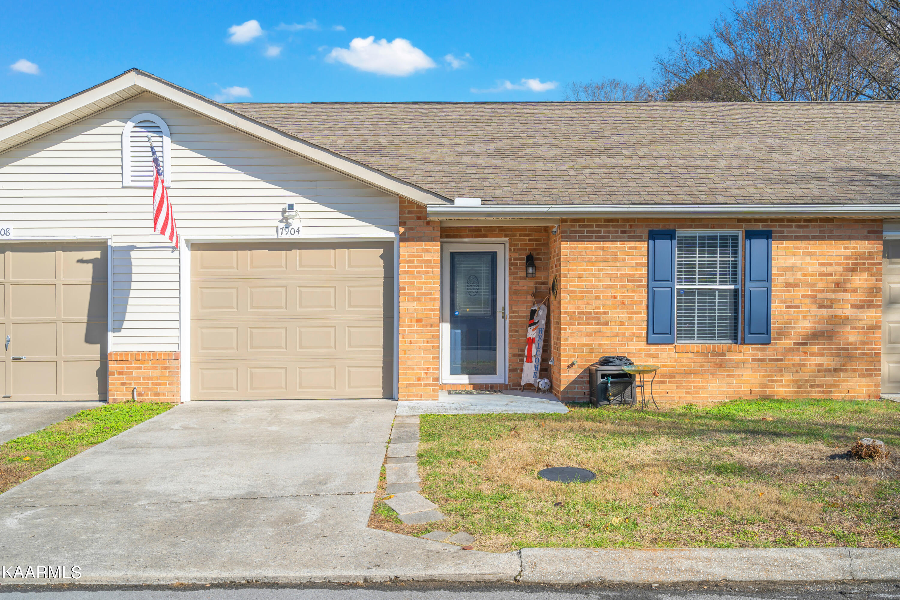 7904 Cavanaugh Way Powell, TN 37849 - Photo 1 of 26 Front of Property