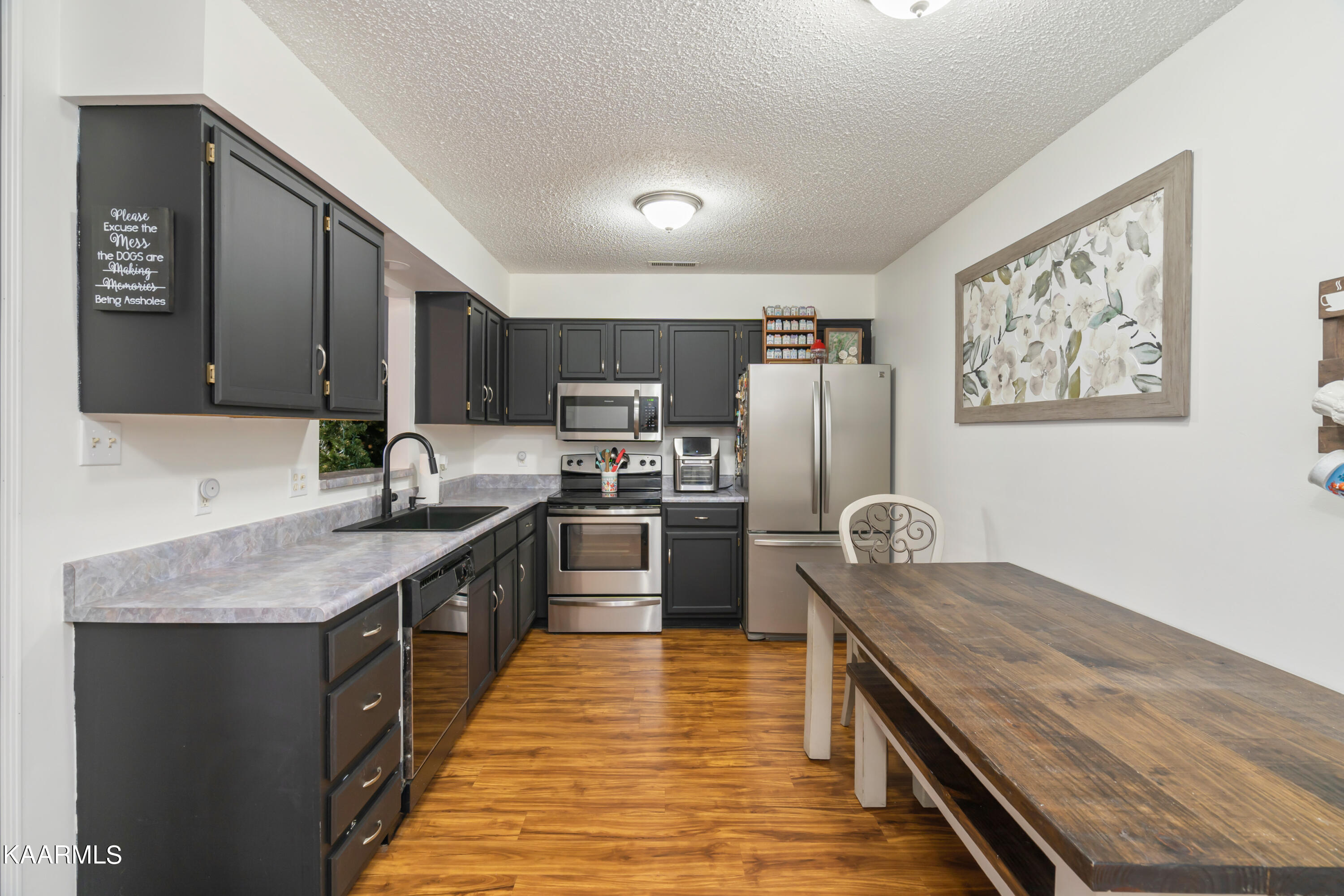 7904 Cavanaugh Way Powell, TN 37849 - Photo 11 of 26 Kitchen